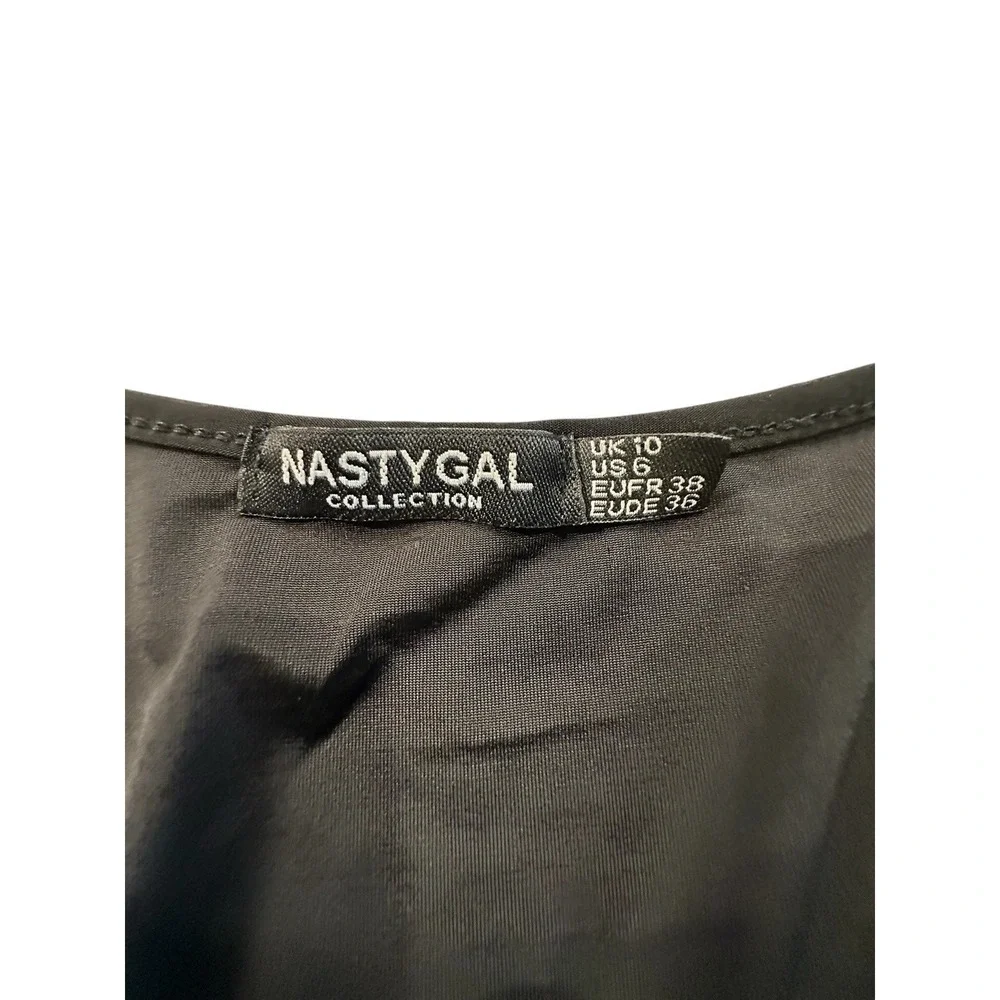 Nasty Gal‎ Jumper Romper Women Size 6 Black Long Sleeve Shorts One Piece USA EUC - Picture 3 of 9